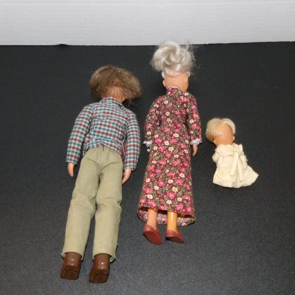 MATTEL 1973 SUNSHINE FAMILY DOLLS Baby Sweets WITH ORIGINAL CLOTHES & SHOES